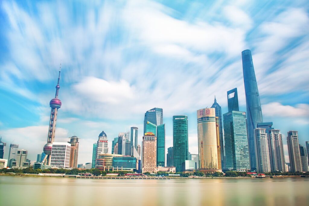 China Offers 30-Day Visa-Free Entry for UK and Canada Travelers